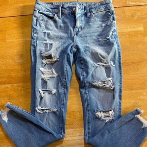 American Eagle Dream Ripped High V-Rise Jugging size 2